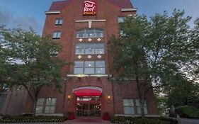 Red Roof Inn Plus+ Columbus Downtown - Convention Center